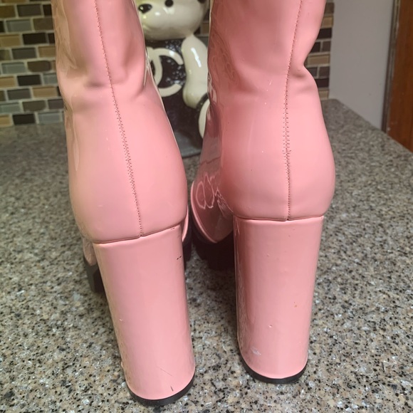 Soft pink plateform boot - Picture 4 of 5